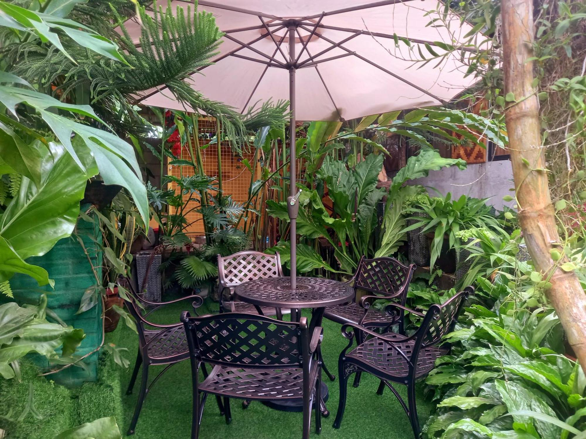 Hidden Tourist Homestay Mambajao